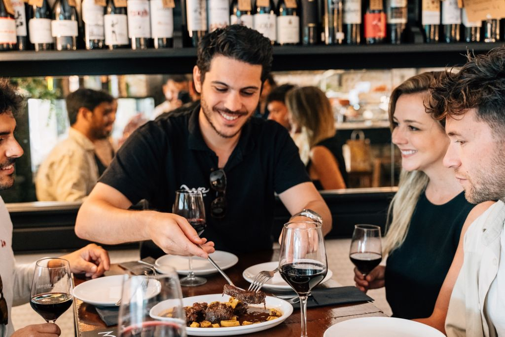 Madrid Gastronomic Tour: Tapas, Wine & Rooftops