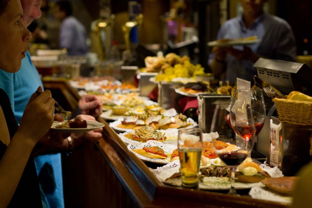 Tapas en Málaga: Tour guiado semiprivado