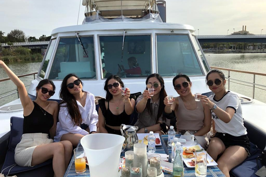 Yacht Cruise in Seville