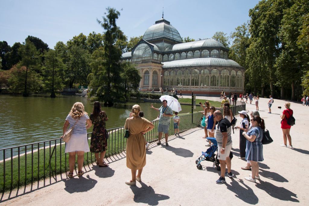 Retiro Park Madrid: 1.5-Hr Guided Tour