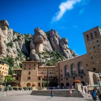 Montserrat: Small Group Tour from Barcelona with Organic Wine Tasting