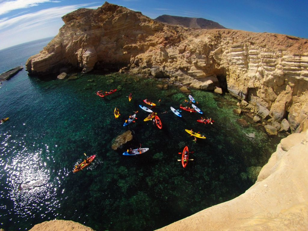 Cabo de Gata: caiaque em Cliffside