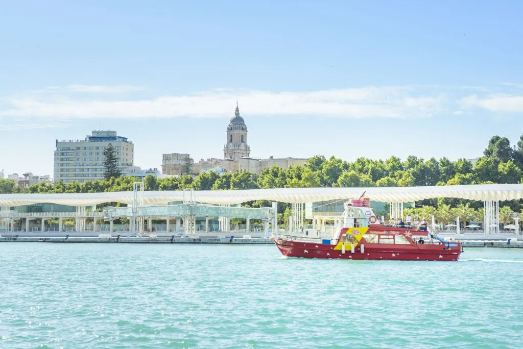 Tour en barco o catamarán por Málaga