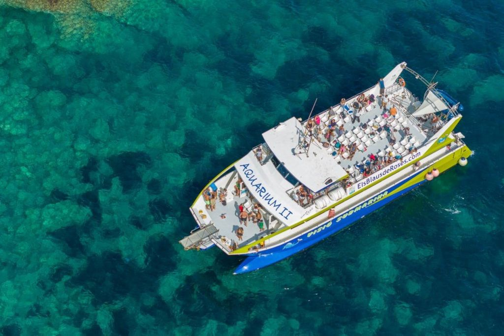 Excursión en Barco de Cristal al Cap Norfeu desde Roses y Santa Margarita