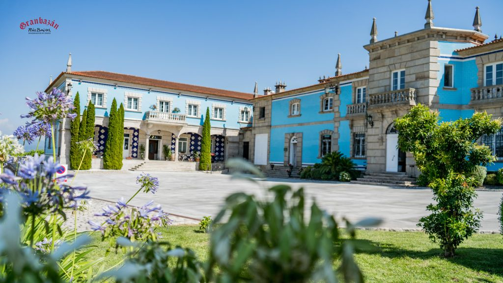 Bodegas Granbazán: Visita guiada y cata de vinos