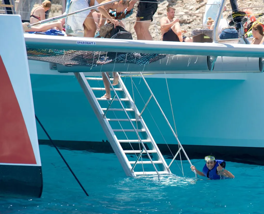 Crucero en catamarán por Mallorca con comida y esnórquel
