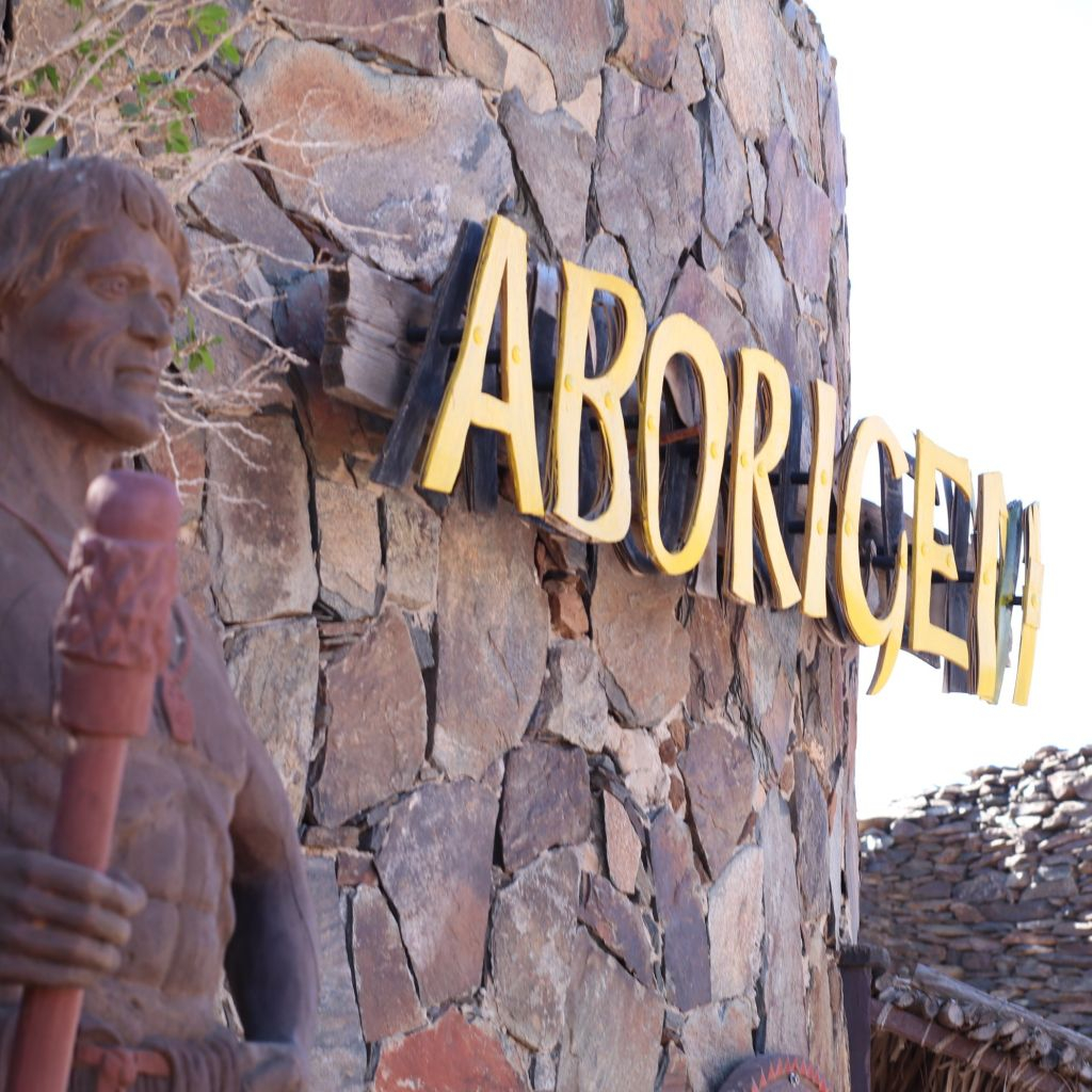 Mundo Aborigen: Entrada