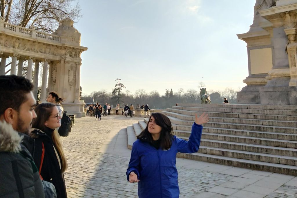 Cibeles and Retiro Park Guided Tour