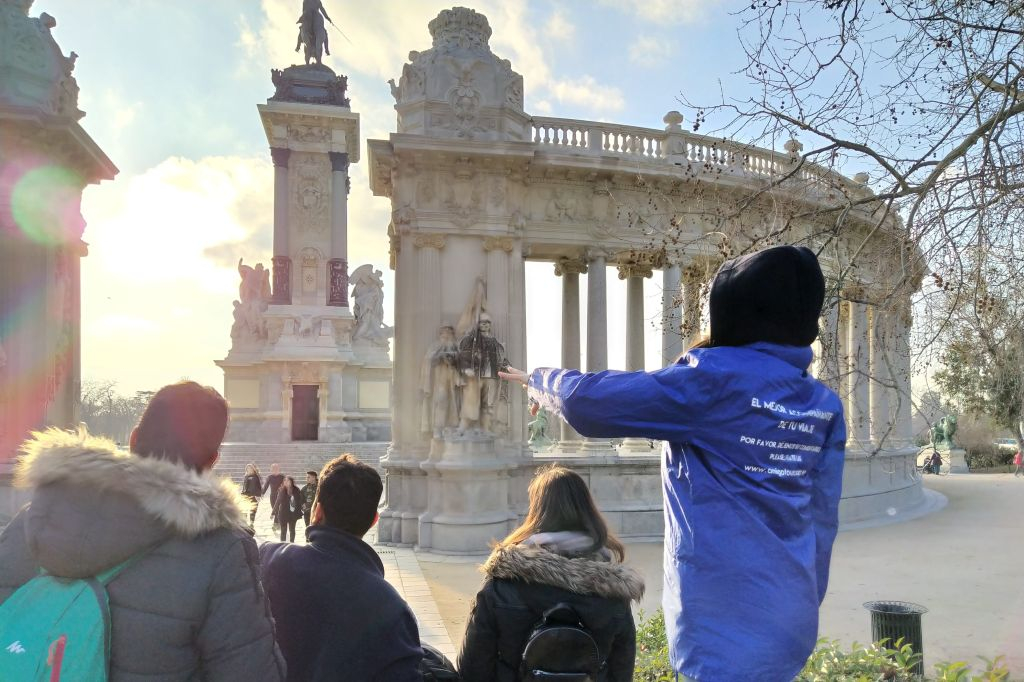 Cibeles and Retiro Park Guided Tour