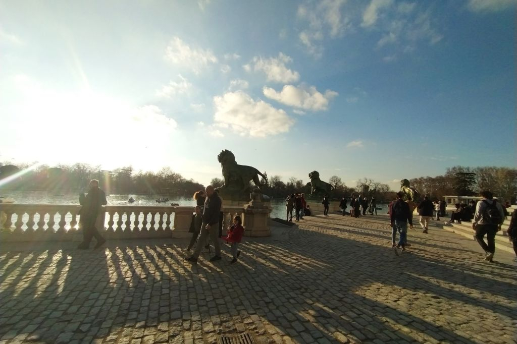 Cibeles and Retiro Park Guided Tour