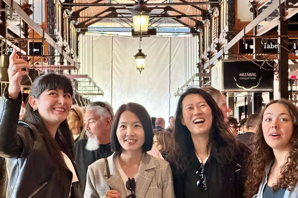 Madrid Old Town Tour & Flamenco Show with Optional Tapas