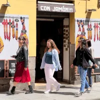 Madrid Old Town Tour & Flamenco Show with Optional Tapas