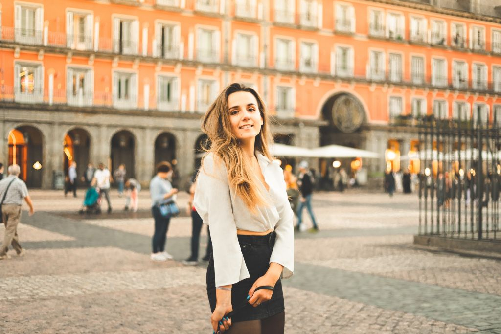 Madrid: Professional Photoshoot in Plaza Mayor