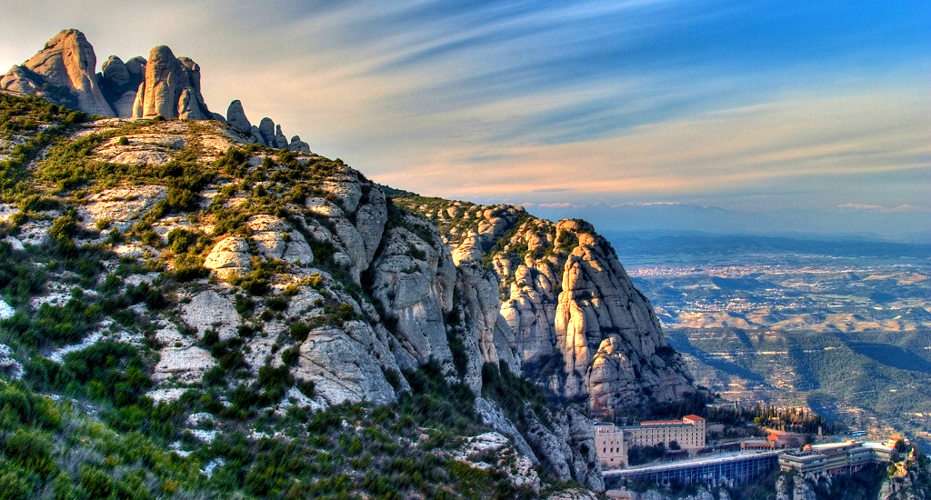 Easy Montserrat - Excursion from Barcelona