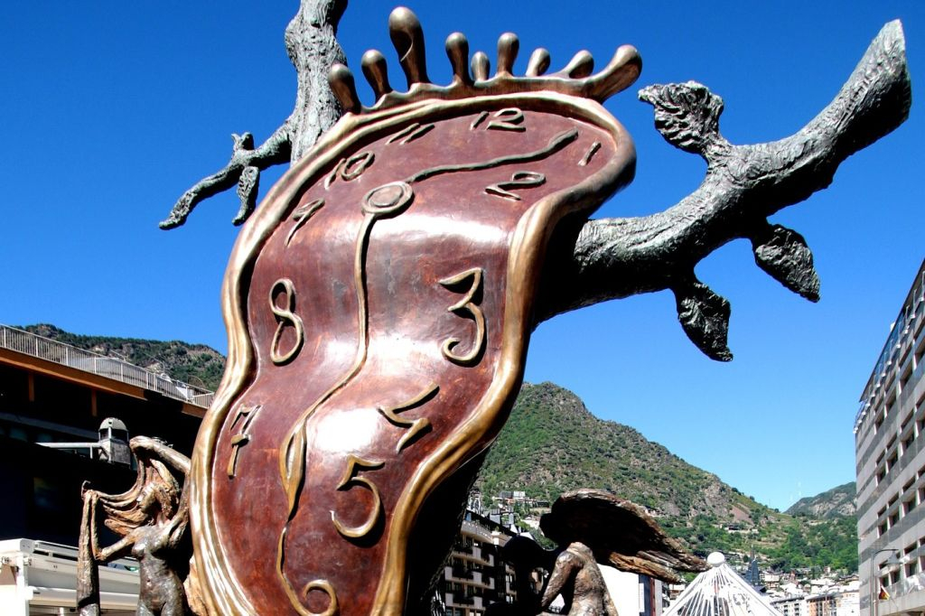 Andorra & France: Day Trip from Barcelona