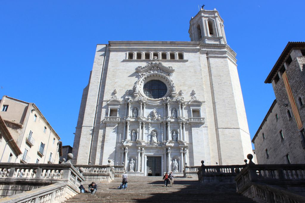 Dalí’s Figueres & Girona Tour