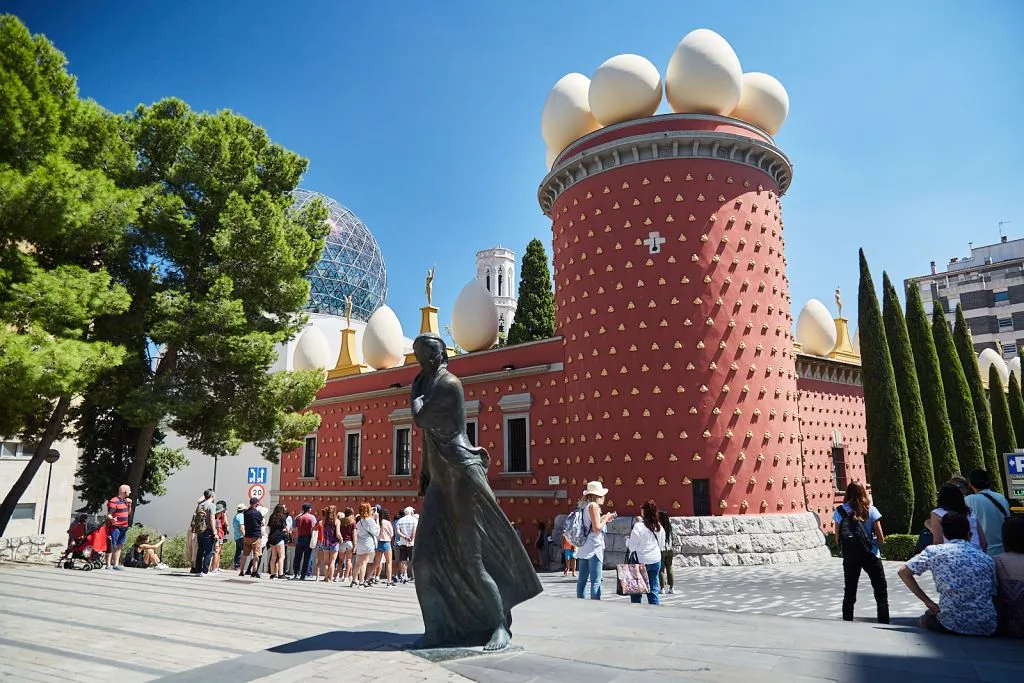 Dalí’s Figueres & Girona Tour