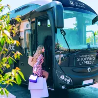 Express shopping at La Roca Village