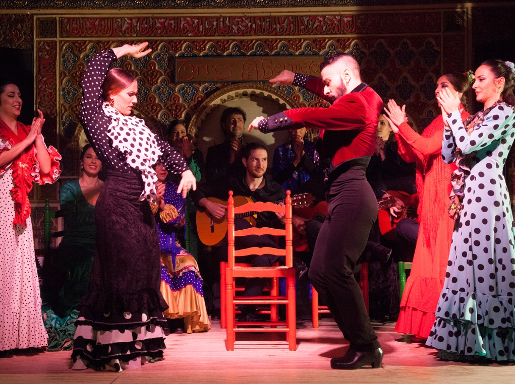 Madrid: Walking Tour + Flamenco Show