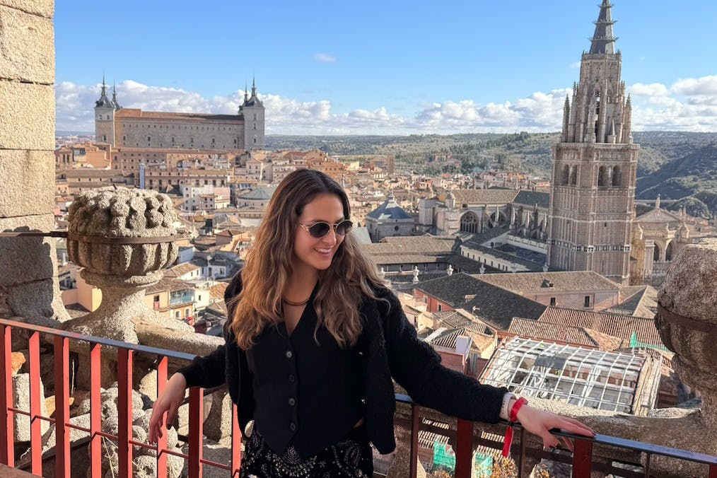 Toledo: Guided Walking Tour + Roundtrip from Madrid