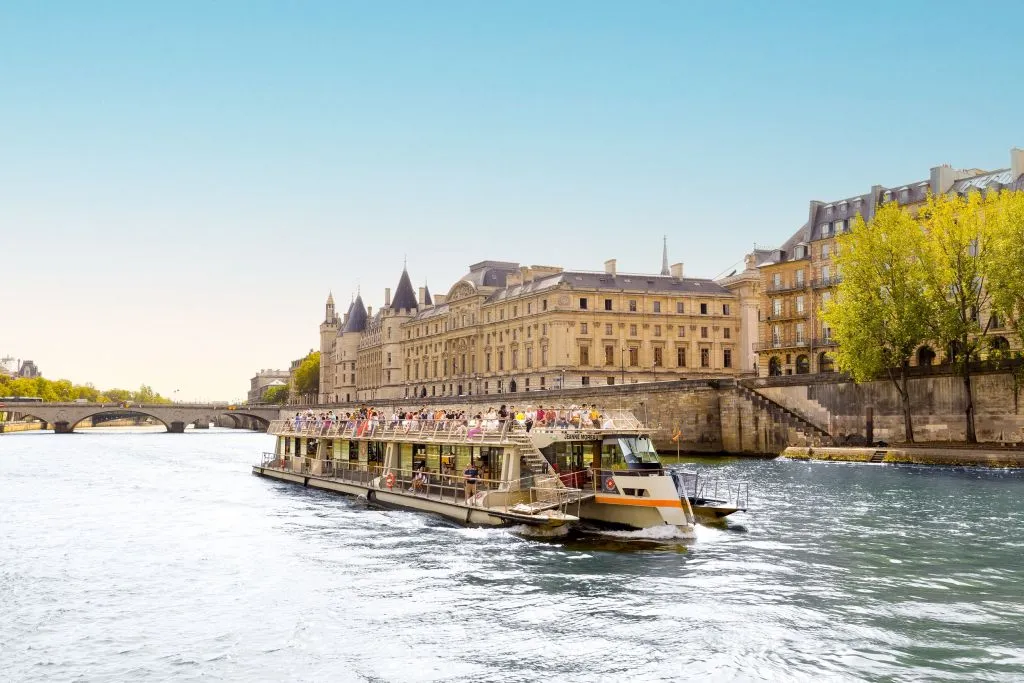 Bateaux Parisiens