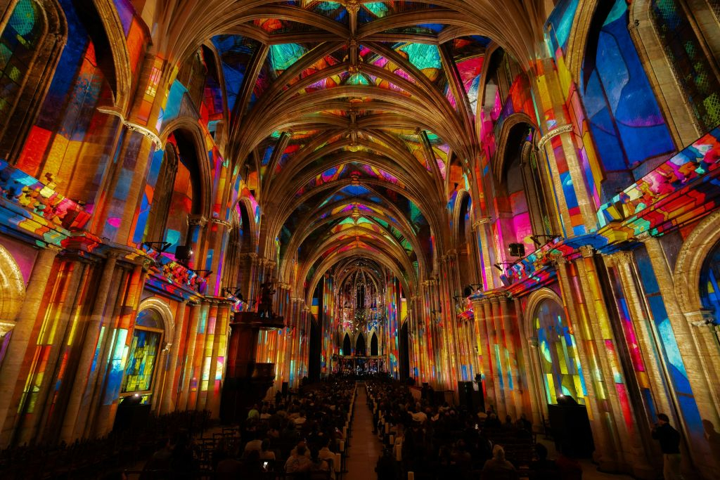 Luminiscence Paris: Immersive Light Experience