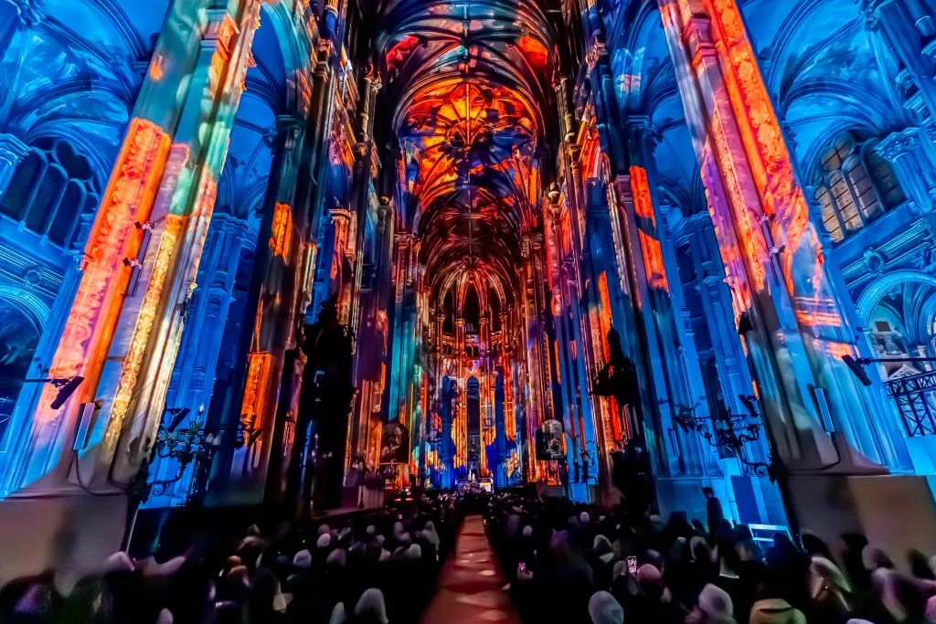 Luminiscence Paris: Immersive Light Experience