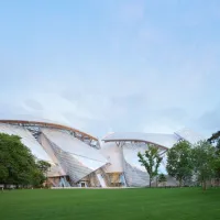 Fondation Louis Vuitton: Premium Access