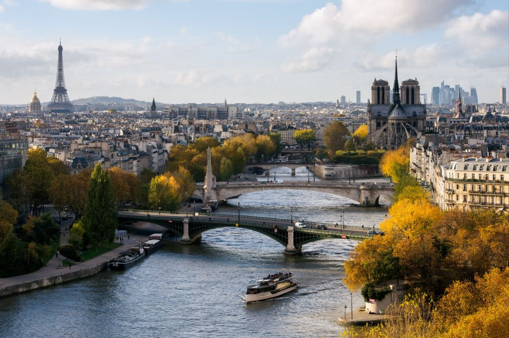 Cruise on the Seine