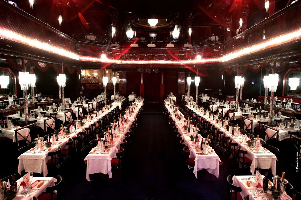 Paradis Latin: Cabaret Night Show