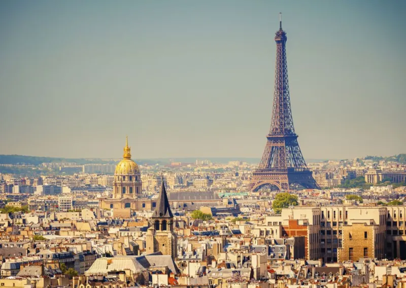 Torre Eiffel: Entrada reservada + acesso ao segundo andar por elevador + audioguia