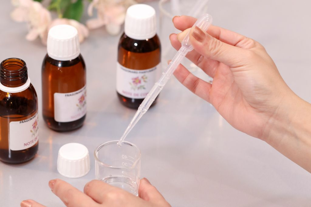 Laboratorio di creazione di profumi e visita guidata al Museo del Profumo Fragonard