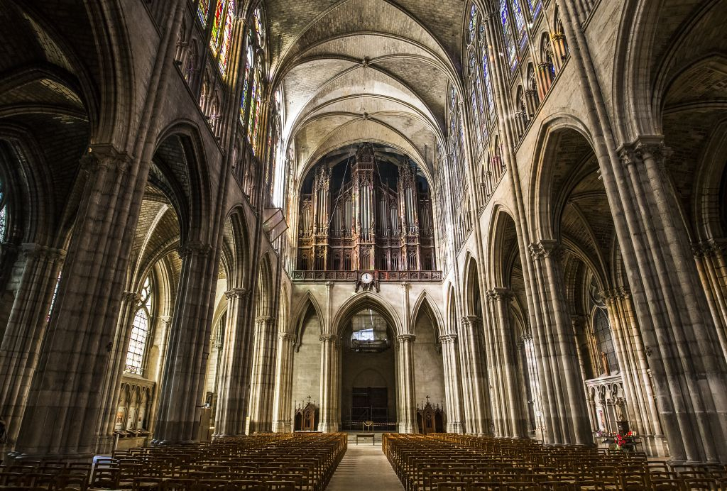 Basilica of Saint Denis: Dedicated Entrance