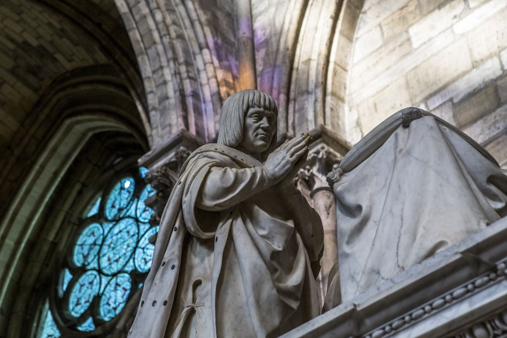 Basilica of Saint Denis: Dedicated Entrance