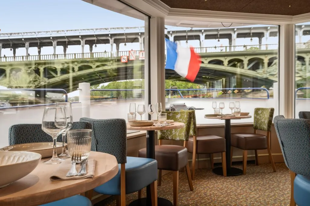 Le Capitaine Fracasse Dinner Cruise