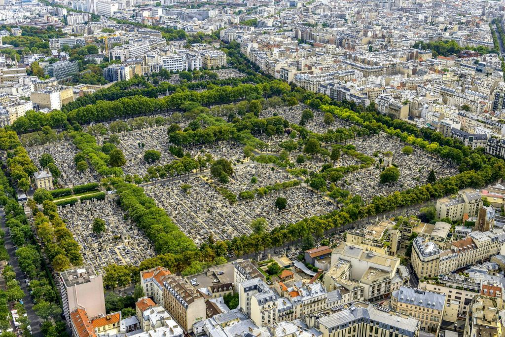Audio Guide App for Your Smartphone: Père Lachaise Cemetery Walking Tour