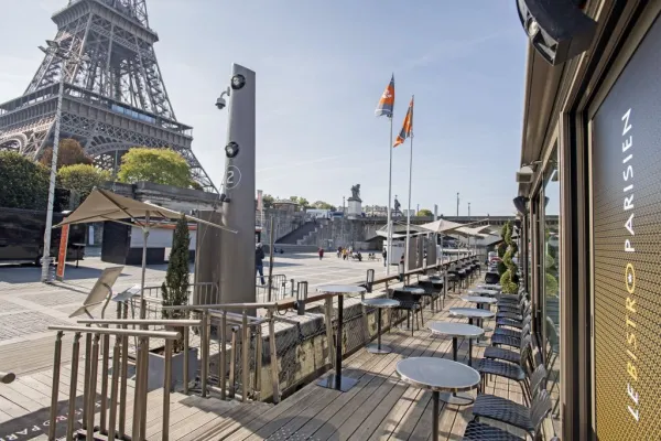 Paris : Croisière touristique sur la Seine + Déjeuner au Bistro Parisien