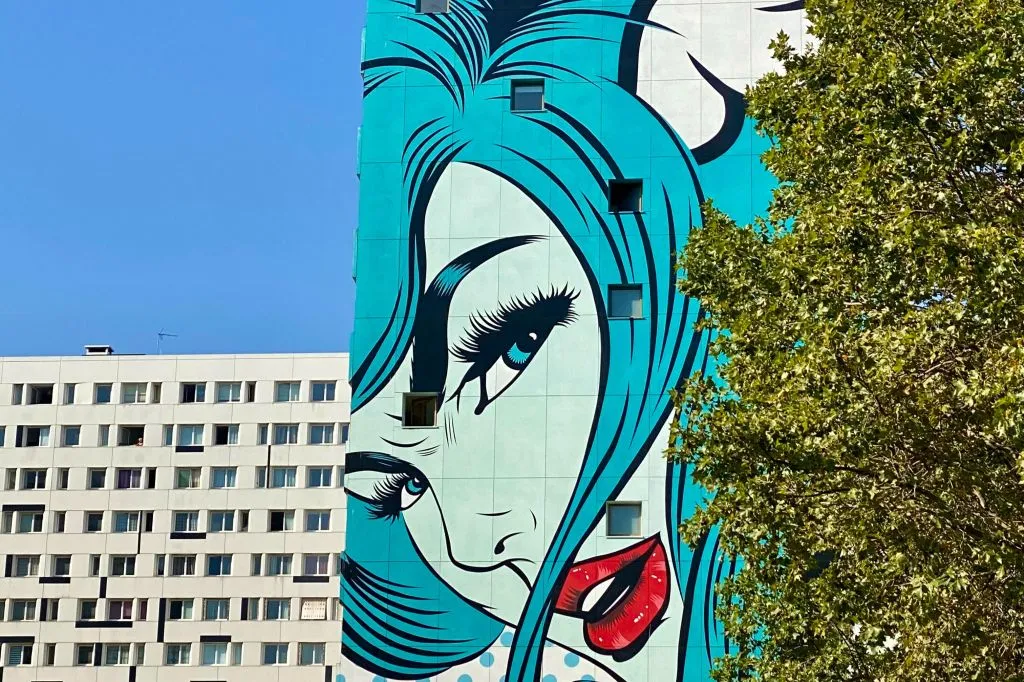 Paris Street Art: Audio Guide App for Your Smartphone