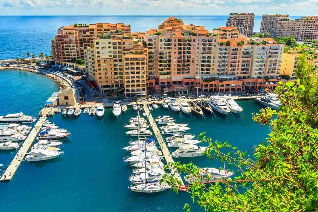 French Riviera Half-Day Trip from Nice: Èze, Monaco & Monte Carlo