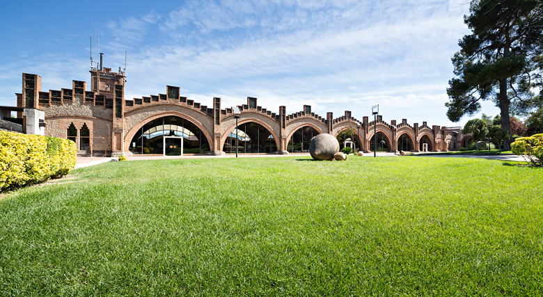Codorníu Wineries - Guided Tours