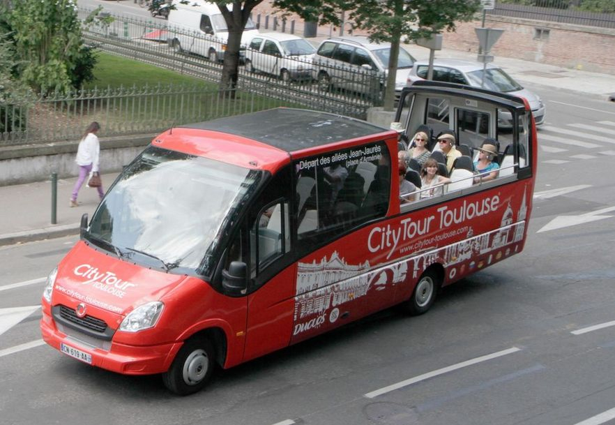 CityTour Tolosa: Bus Hop-on Hop-off