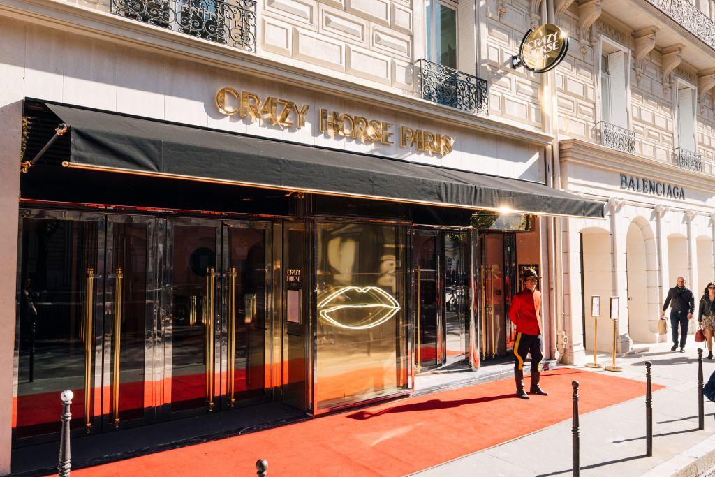 Crazy Horse Paris: Show + Dinner at the Ginger Restaurant