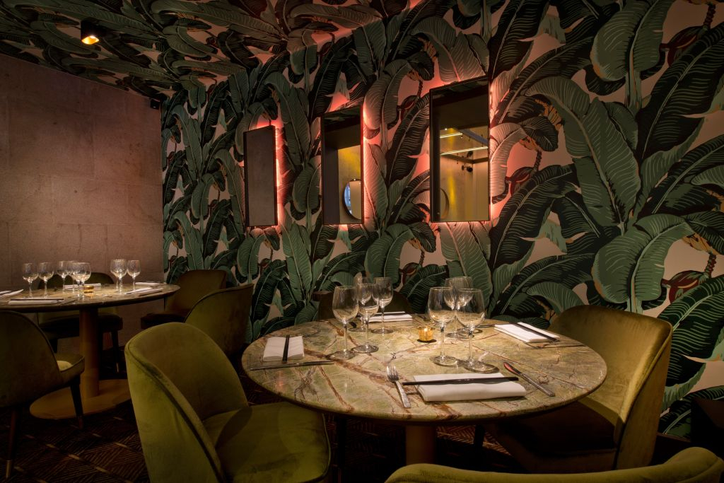 Crazy Horse Paris: Show + Dinner at the Ginger Restaurant