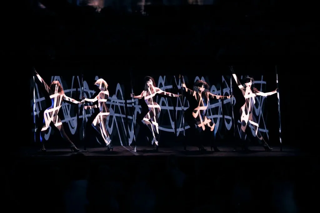 Crazy Horse Paris: Show + Dinner at the Ginger Restaurant