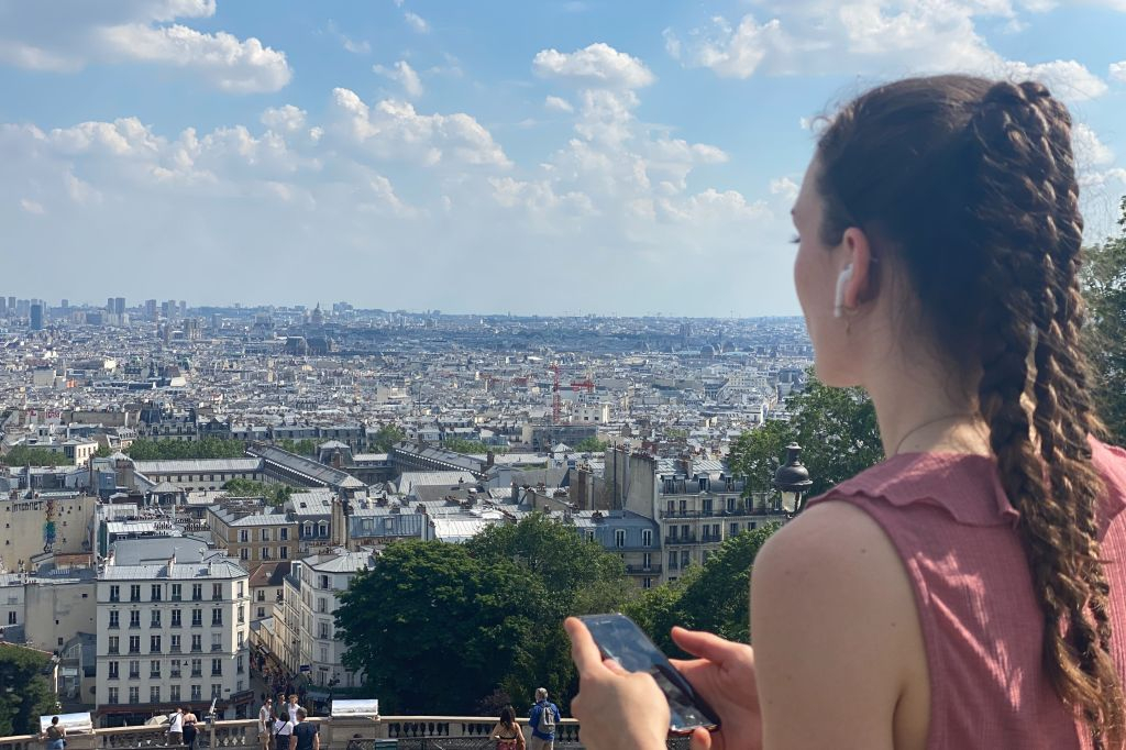 The Hidden Face of Montmartre: Smartphone Walking Tour