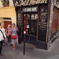 Paris: Montmartre Guided Walking Tour