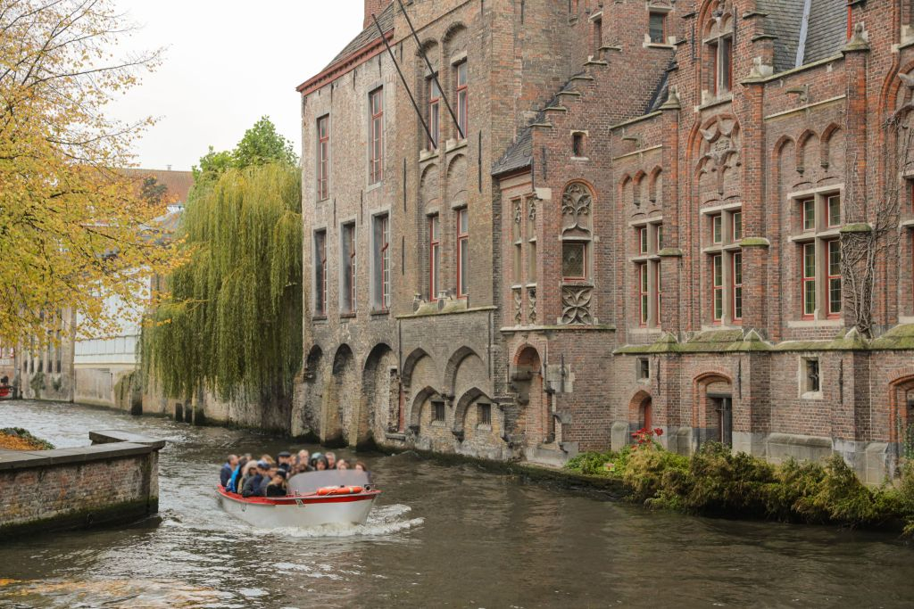 Bruges: Self-Guided Day Trip with Transport from Paris