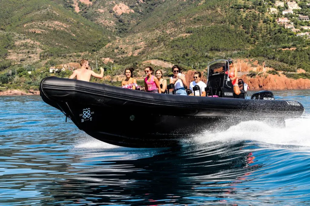 Massif de l'Esterel Excursion by Boat