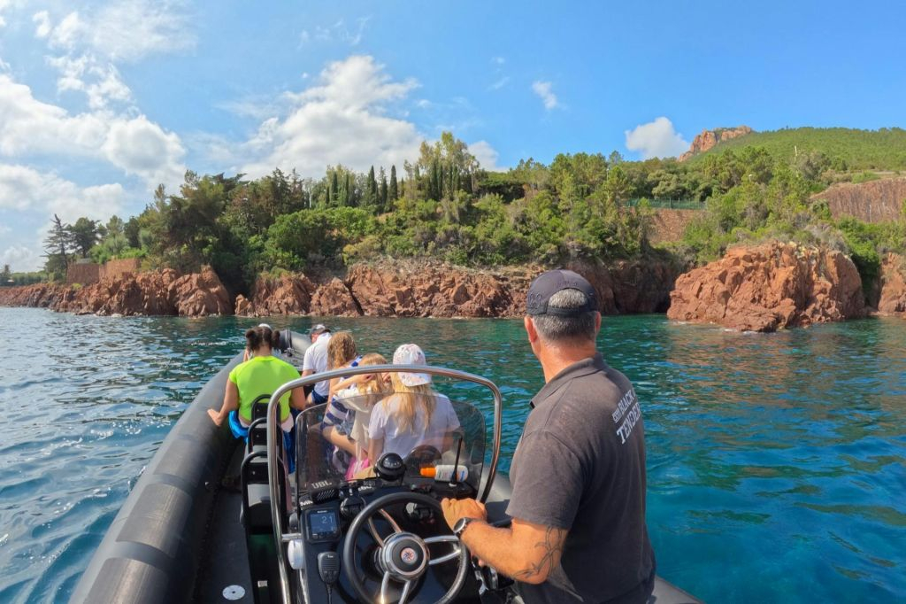 Massif de l'Esterel Excursion by Boat