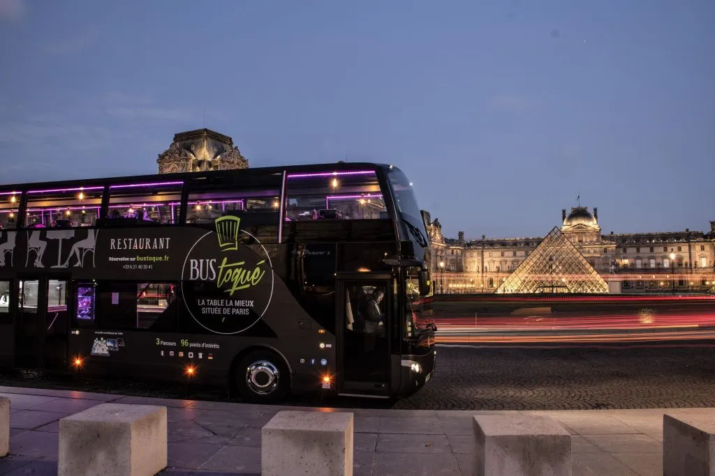 Bus Toqué Paris: le Champs-Elysées: Tour with Bistronomic 3-Course Dinner